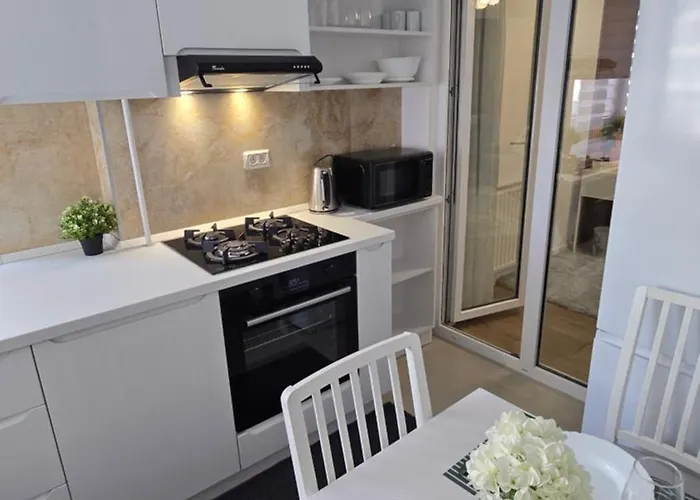 Apartment Cozy Luxury Collection - Premium At Address